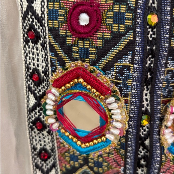 Top - Picture 3 of 5